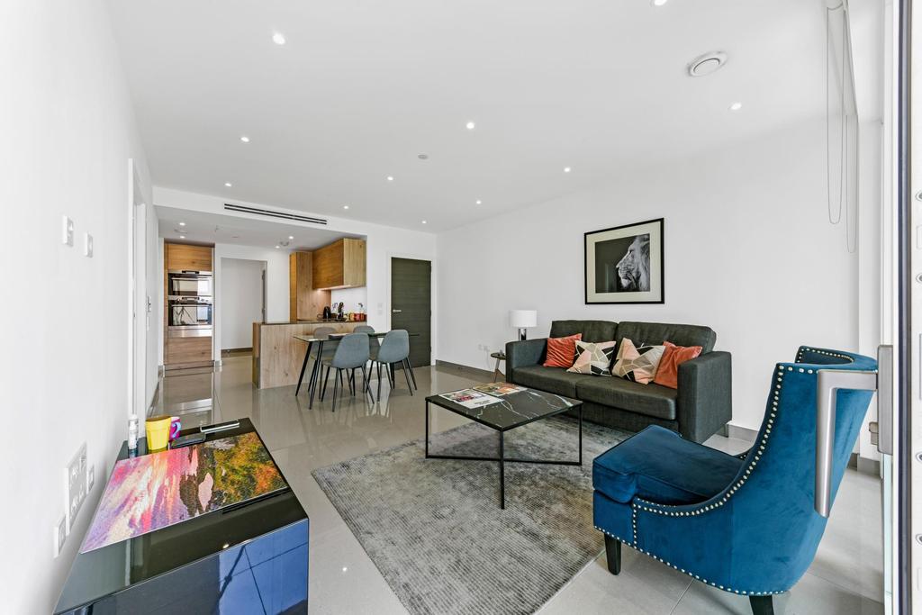 Conquest Tower, Blackfriars Road, London, SE1 2 bed apartment £3,575