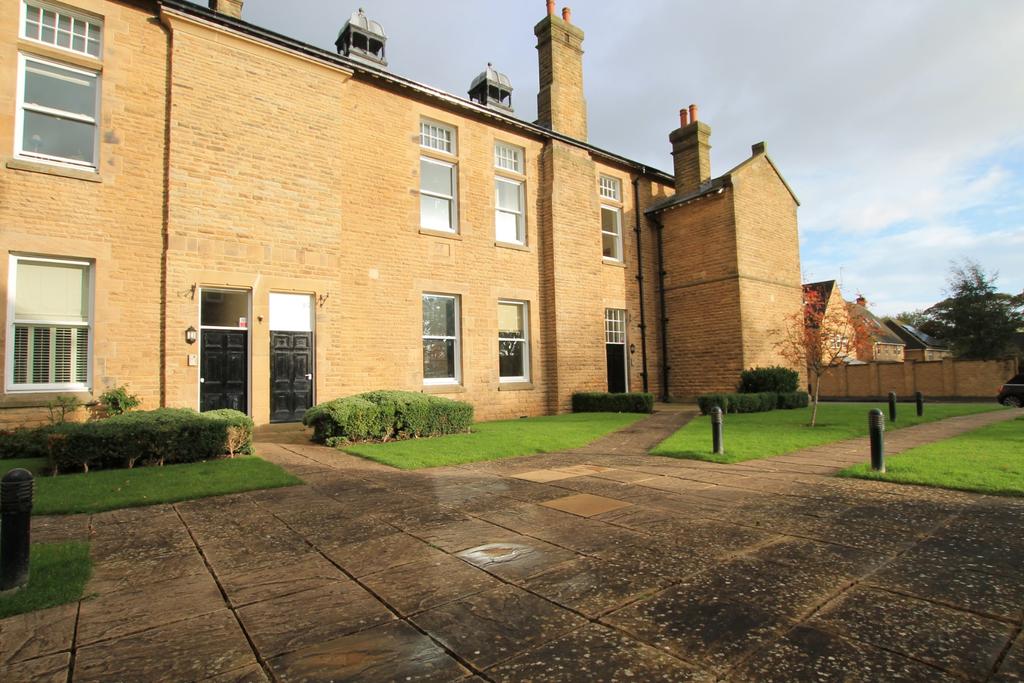 Buckden Court, Menston, Ilkley, LS29 2 bed flat £750 pcm (£173 pw)