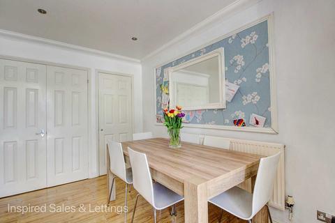 21 Dixie Lane, Wavendon Gate, Milton Keynes, MK7 7AZ