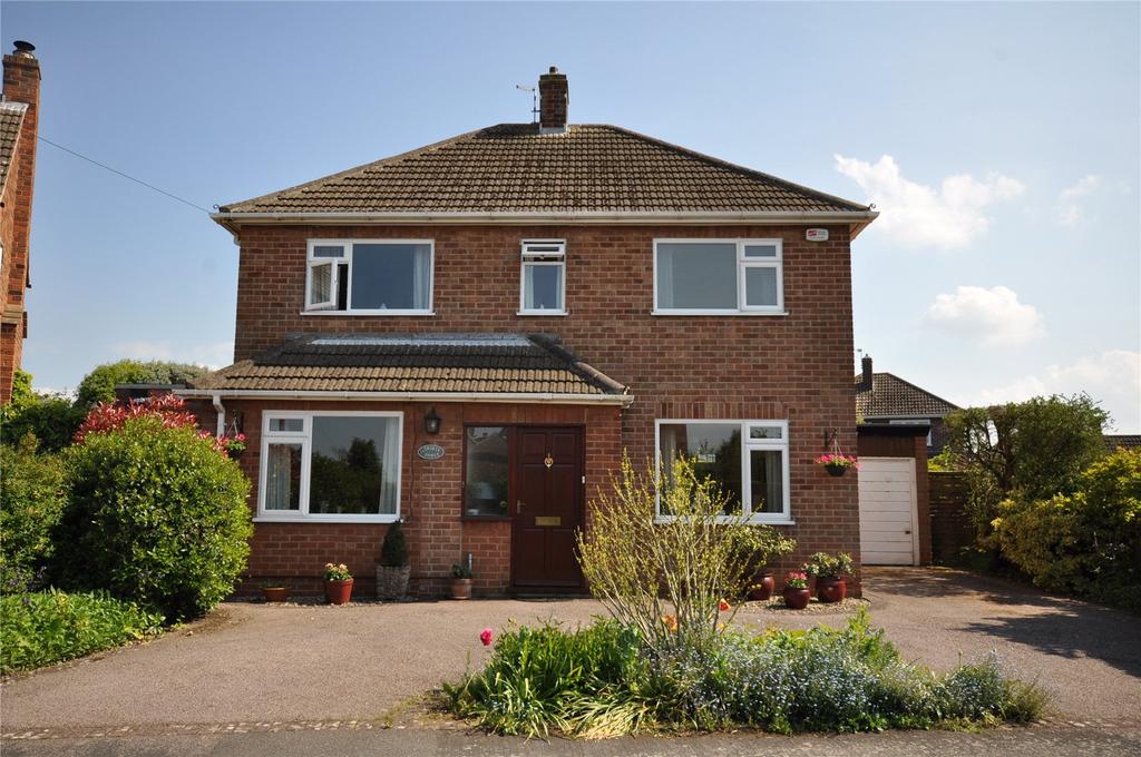 Cambridge Avenue, Melton Mowbray... 3 bed detached house £350,000
