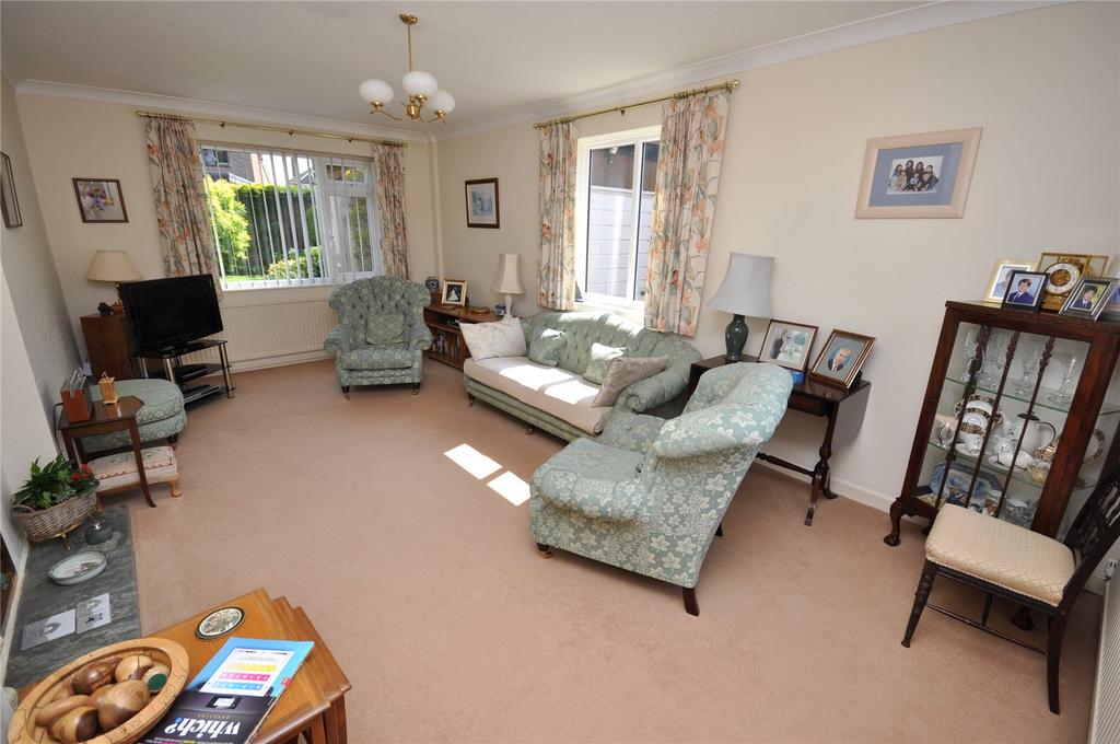 Cambridge Avenue, Melton Mowbray... 3 bed detached house £350,000