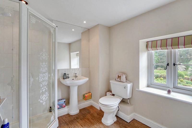Bedroom 2 En-suite