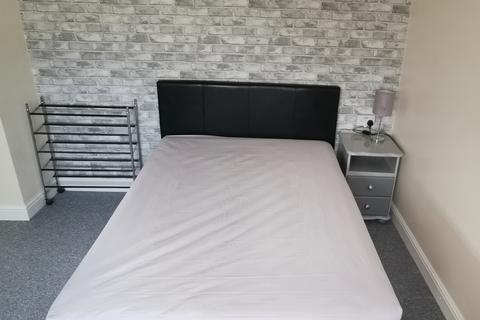 4 bedroom house share to rent, WATERSIDE, Brereton, Rugeley WS15