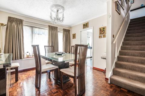 10 Percy Bryant Road, Sunbury-on-thames, TW16 7BS