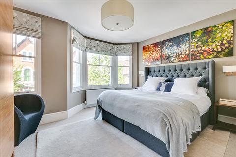 undefined, Elm Road, London
