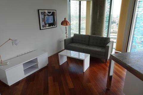 2 bedroom apartment to rent - Beetham Tower, 10 Holloway Circus, B1 1BA
