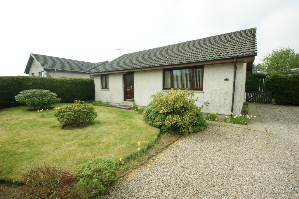 Springfield Gardens, Maud, Aberdeenshire, AB42 3 bed bungalow £750