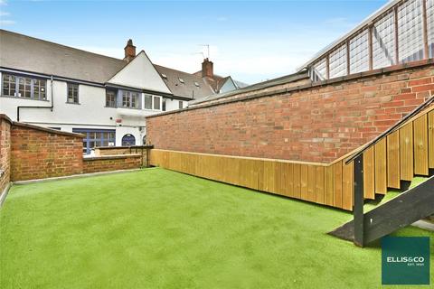 2 bedroom apartment for sale, Golders Green Road, London, NW11