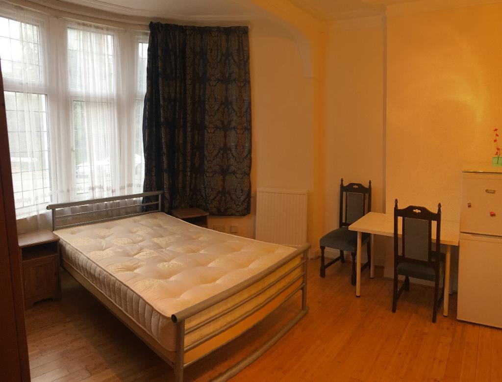 Studio for rent