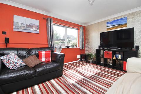 5 Lanercost Way, Ipswich, IP2 9DL