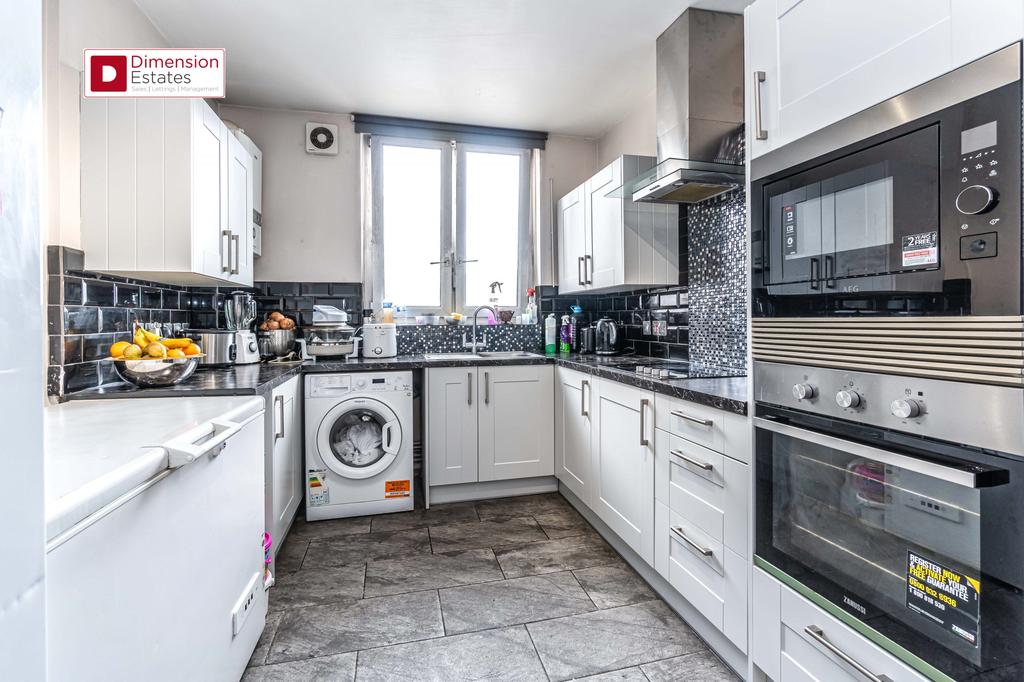 Wigan House, Hackney, London, E5 2 bed flat £450,000