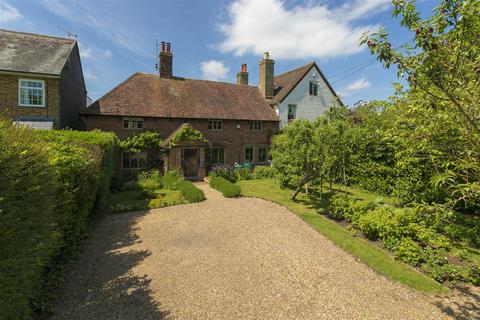 Almond Cottage Ashford Road, Badlesmere Lees, Faversham, ME13 0NZ