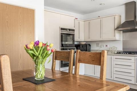22 Findlay Mews, Marlow, SL7 1AP