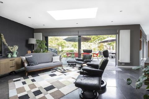 Dreadnought Cottage Baston Road, Bromley, BR2 7BU