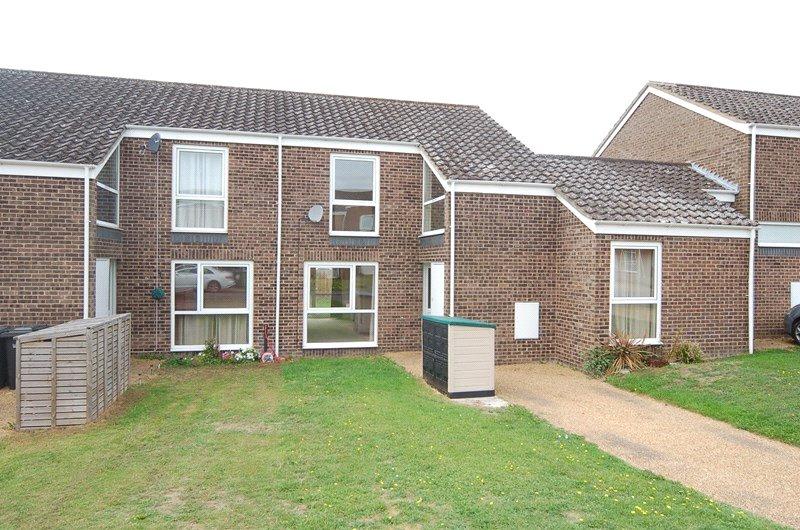 Birch Walk, RAF Lakenheath, Brandon... 2 bed terraced house £1,040 pcm (£240 pw)