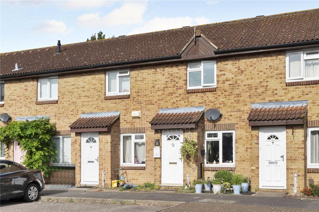 Telford Drive, WALTONONTHAMES, Surrey, KT12 2 bed terraced house for
