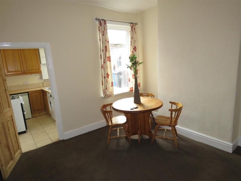 LLOYD STREET, SHEFFIELD, S4 8JB 2 bed terraced house £450 pcm (£104 pw)