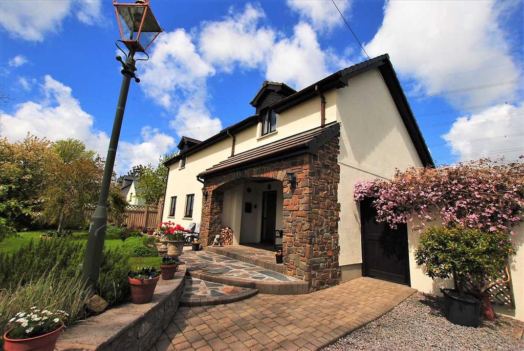 Touchwood, Lower Lamphey Road, Pembroke 5 bed detached house for sale