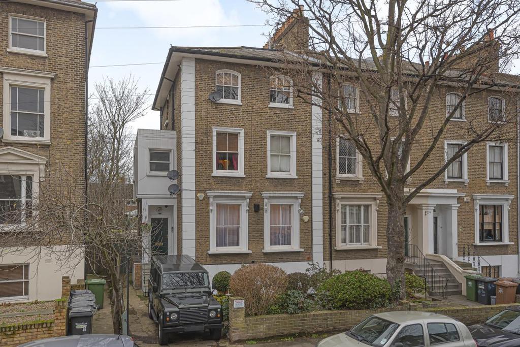 Tyrwhitt Road, Brockley 2 bed flat £450,000
