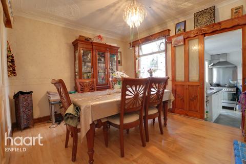 58 Aberdeen Road, London, N18 2ED