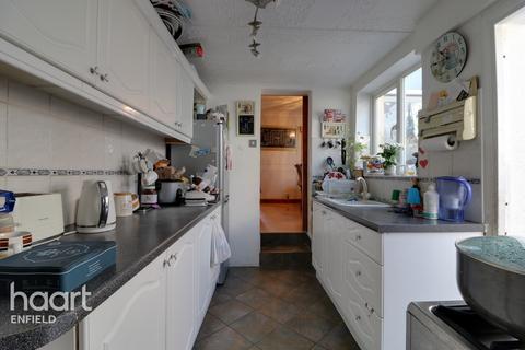 58 Aberdeen Road, London, N18 2ED