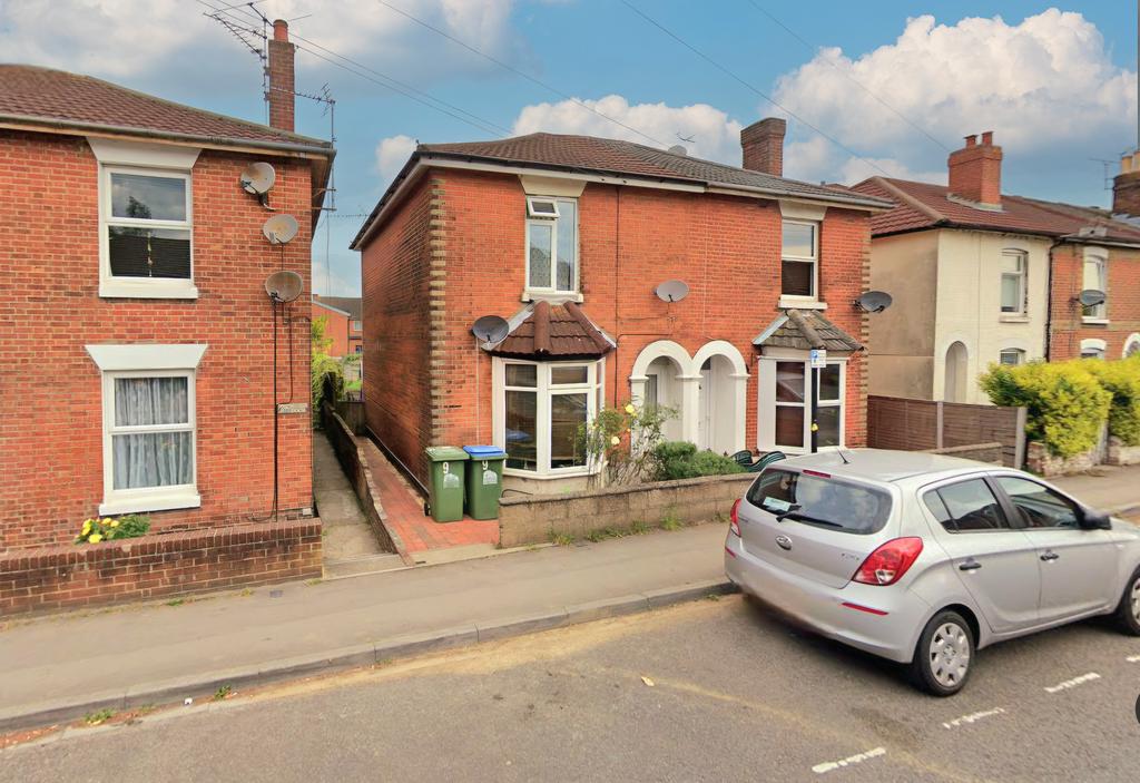 Johns Road, Woolston 1 bed ground floor flat to rent £750 pcm (£173 pw)