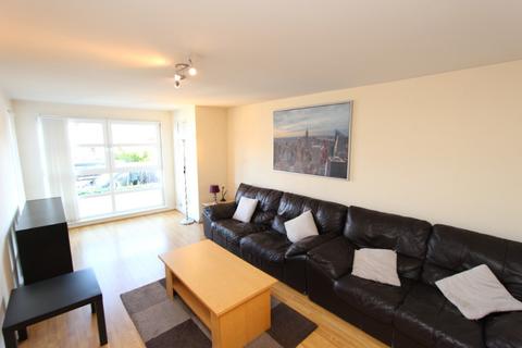 3 bedroom flat to rent, Chesser Crescent, Chesser, Edinburgh, EH14