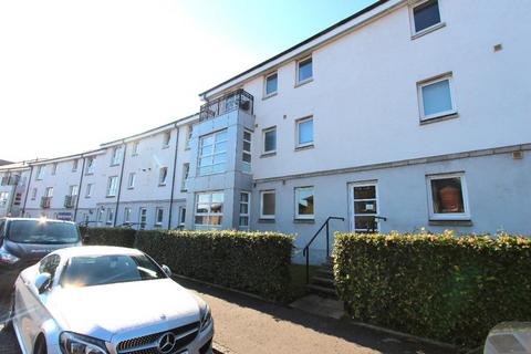 3 bedroom flat to rent, Chesser Crescent, Chesser, Edinburgh, EH14