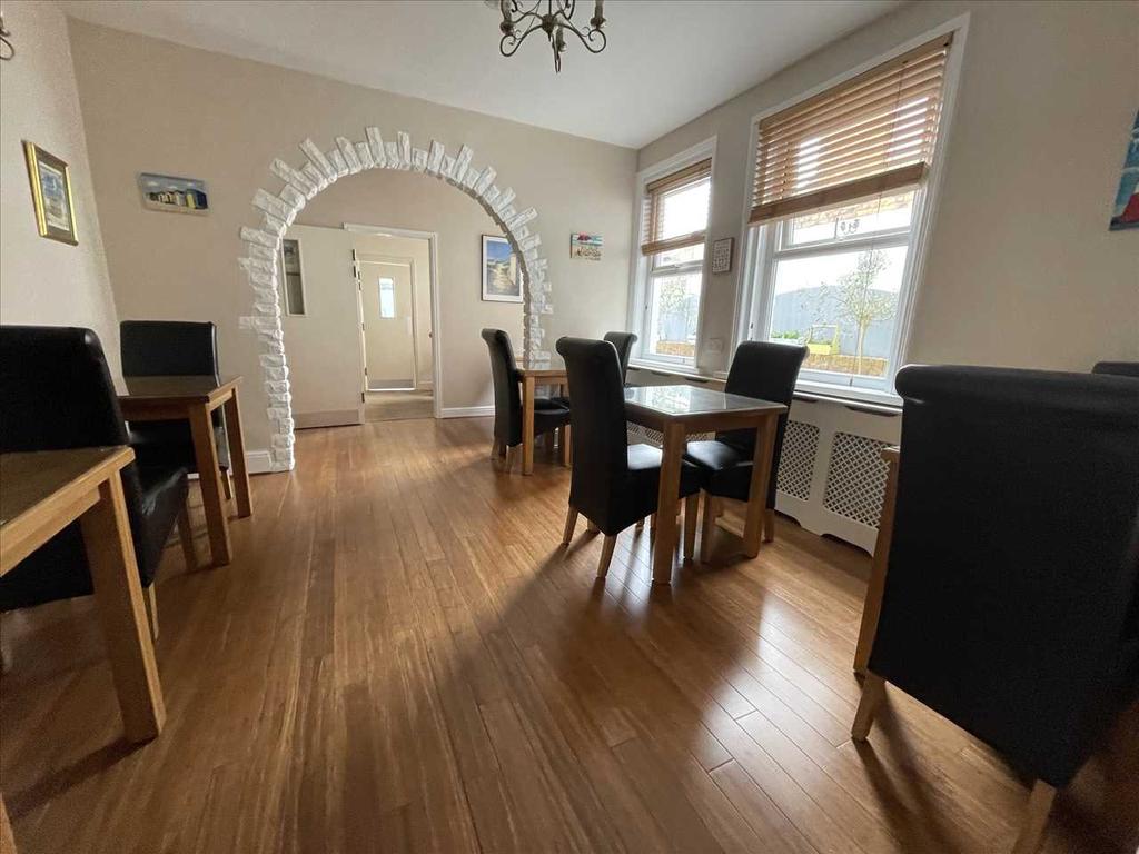 Breakfast Room