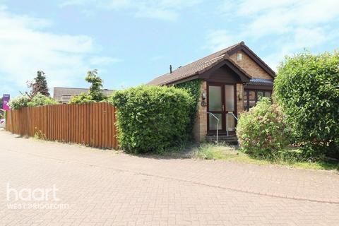 19 Collington Way, West Bridgford, Nottingham, NG2 7LR