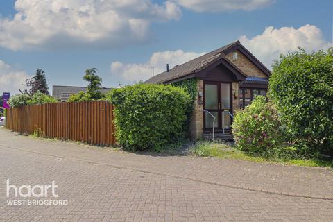 19 Collington Way, West Bridgford, Nottingham, NG2 7LR