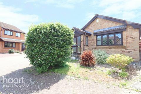 19 Collington Way, West Bridgford, Nottingham, NG2 7LR