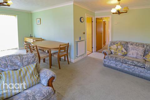 19 Collington Way, West Bridgford, Nottingham, NG2 7LR