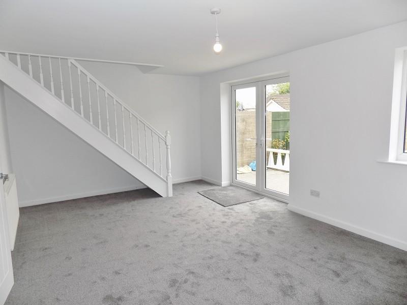 Woodstock Gardens, Pencoed, Bridgend . CF35 6ST 3 bed detached house