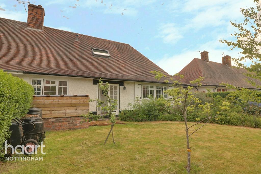 Sutton Passeys Crescent, Wollaton 4 bed semidetached house £280,000