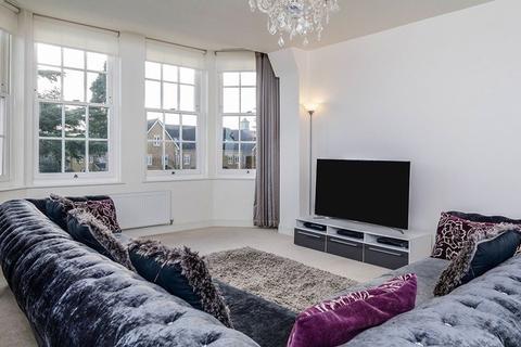 3 bedroom apartment for sale, Chapel Drive, Dartford, Kent, DA2
