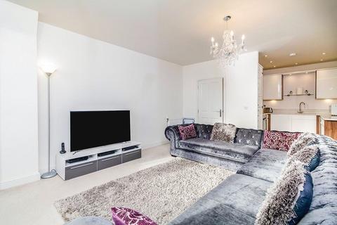 3 bedroom apartment for sale, Chapel Drive, Dartford, Kent, DA2
