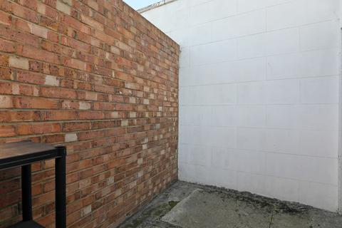 84a Seaford Road, London, W13 9HU