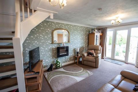 14 Gorstey Lea, Burntwood, WS7 9BG