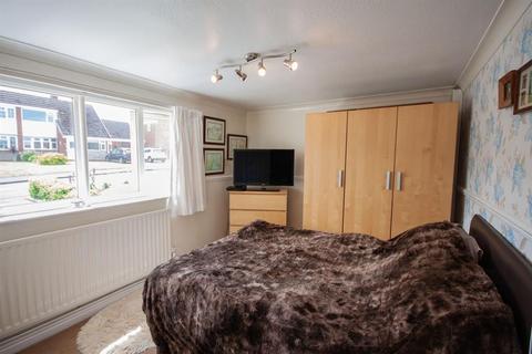 14 Gorstey Lea, Burntwood, WS7 9BG