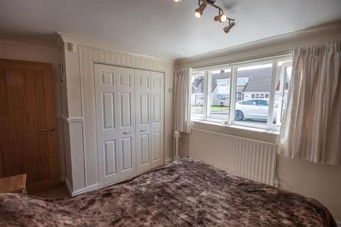 14 Gorstey Lea, Burntwood, WS7 9BG