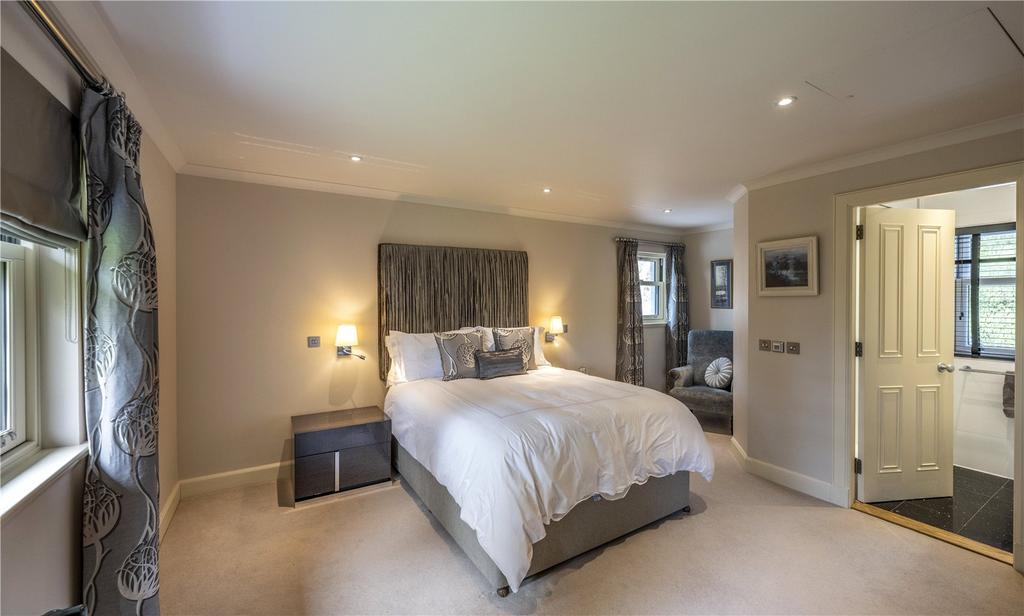 Double Bedroom