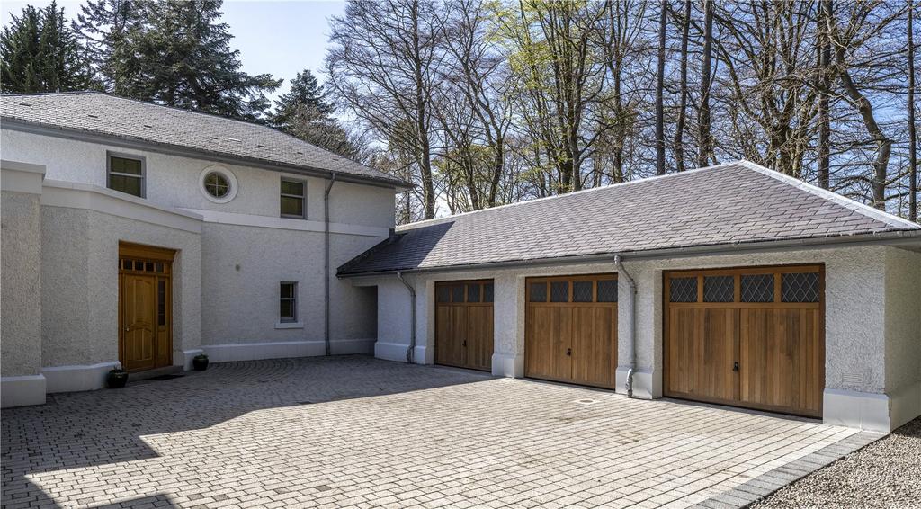 Triple Garage Block