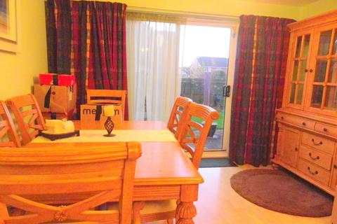 undefined, Strawberry Mead, Southampton SO50