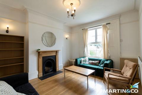 4 bedroom terraced house to rent, Greenfield Road, Harborne, B17