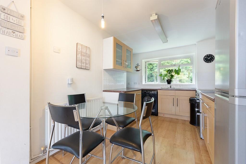 Braemar Avenue, South Croydon 2 bed £325,000