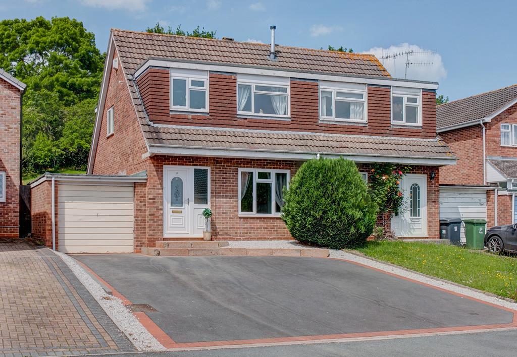 Pebworth Close, Church Hill North, Redditch B98 9JX 3 bed semidetached