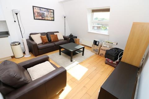 Flat 4, 555 Caledonian Road, London, N7 9RX