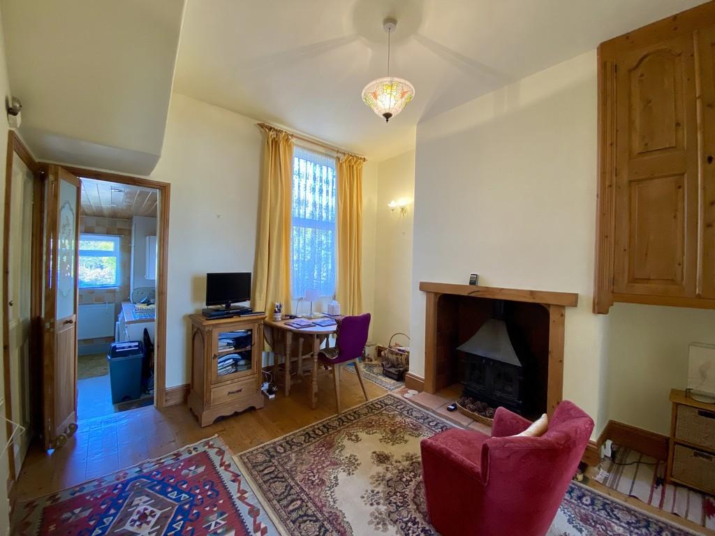 Garfield Road, Scarborough 2 bed terraced house £150,000