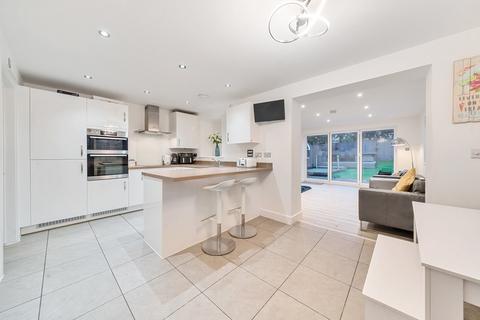 24 Compass Way, Swanwick, Southampton, SO31 7PS
